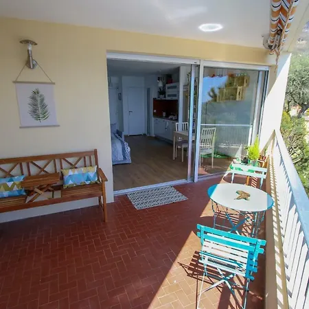 Apartment Studio Avec Vue Exceptionnelle & Parking - Classe 3 Etoiles - Menton